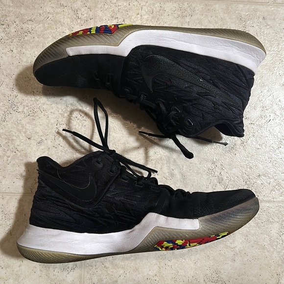 nike men's kyrie 3 tb basketball shoes